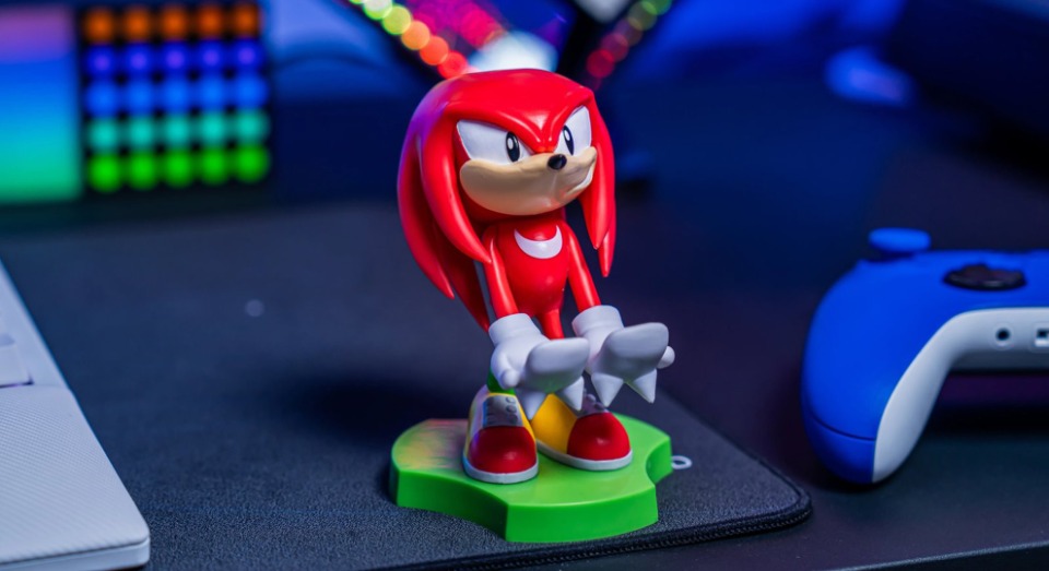 ko_06_Knuckles Holdem.jpg